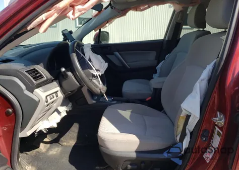 2017 Subaru Forester 2.5I Premium z USA, uszkodzony, nr VIN JF2SJAEC1HH467974